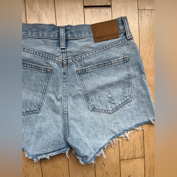 Aritzia Denim Forum The Yoko Short - Picture 8 of 13